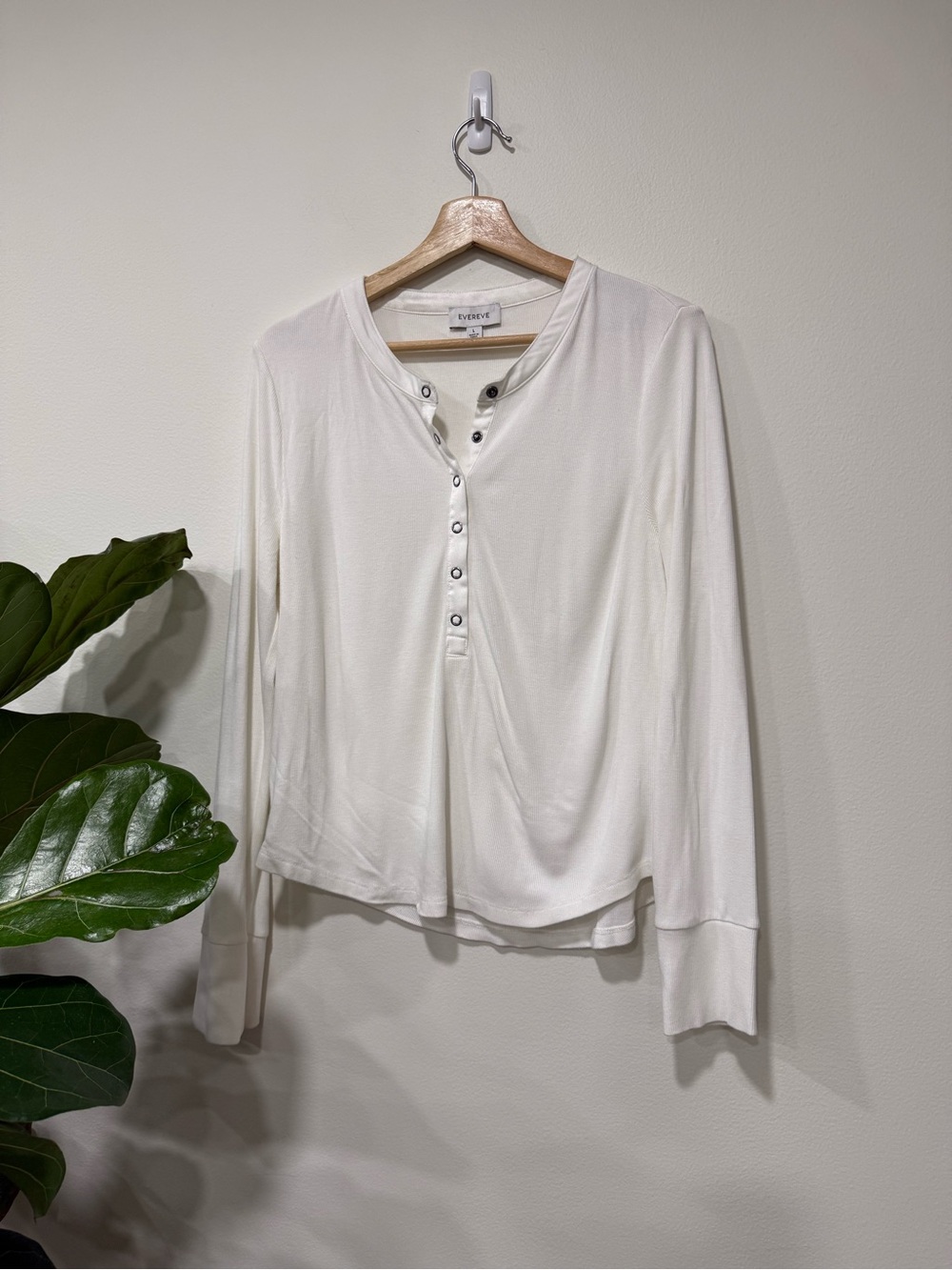 Evereve Long Sleeve Henley Top in Ivory Cream
